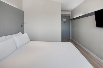 bandb hotel barcelona granollers
