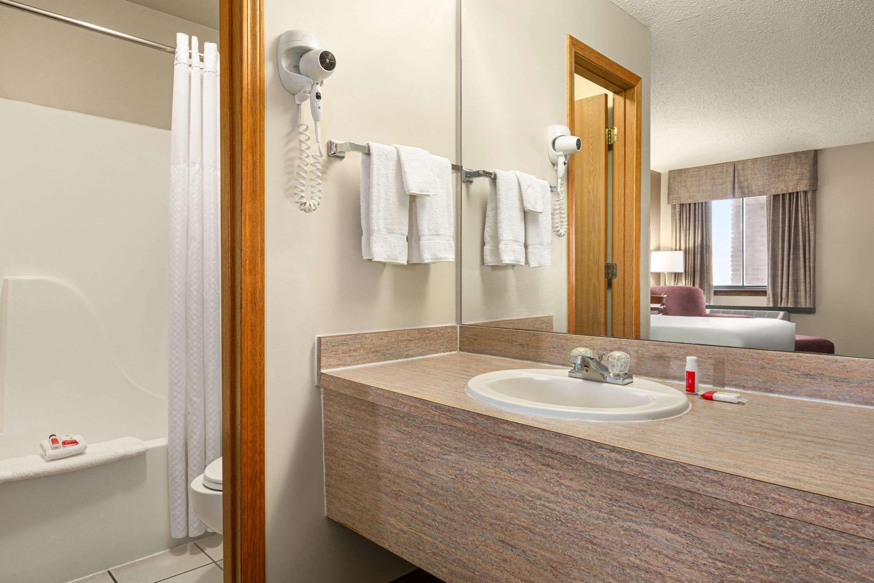 Travelodge By Wyndham Wellington Ks,Wichita>>Wellington,2 star