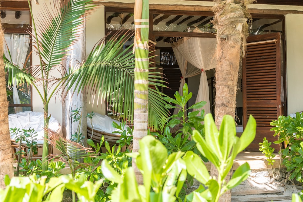 sunshine bay hotel zanzibar