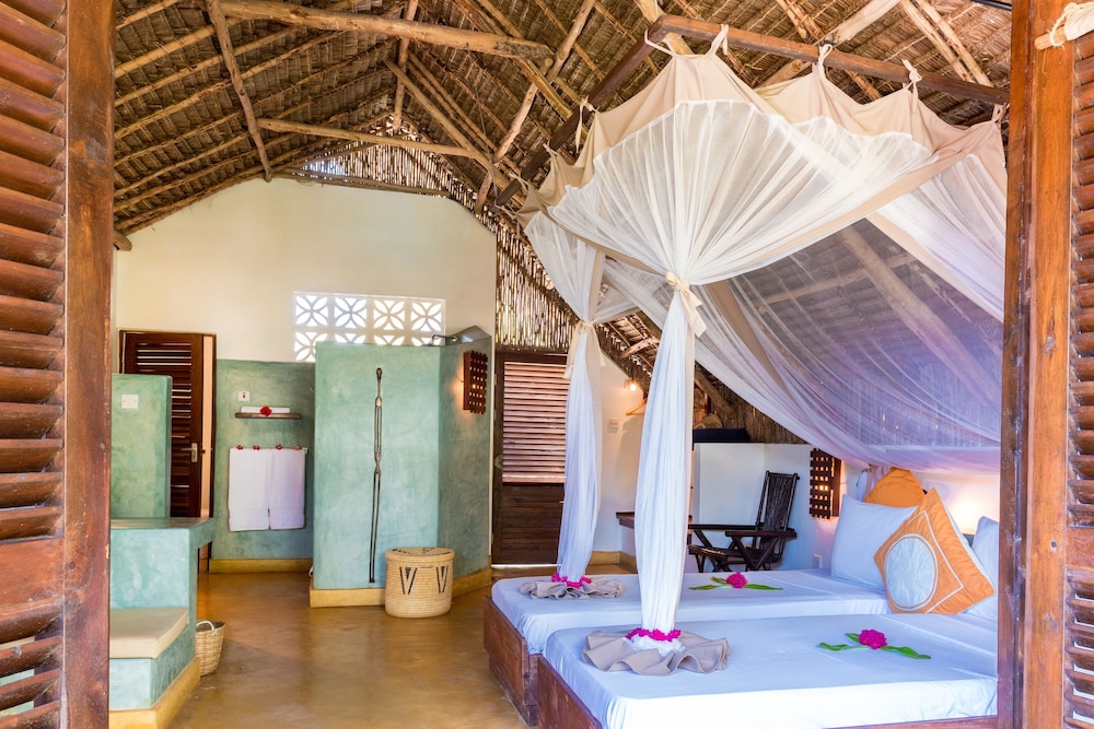 sunshine bay hotel zanzibar