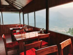 valley view homestay