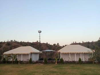 Hotel Anan Palace,,3 star