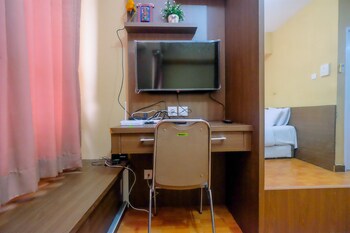 Comfortable Studio Apartment At Taman Melati Near Universitas Indonesia,,0 star