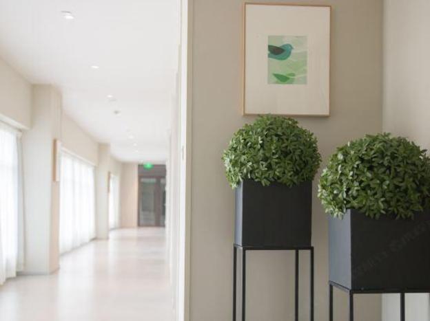 home inn selected shanghai lingang xincheng dishui lake
