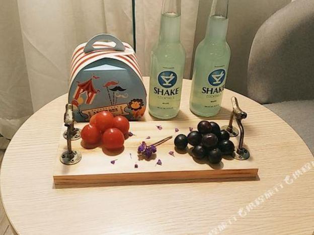 home inn selected shanghai lingang xincheng dishui lake