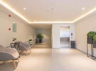 home inn selected shanghai lingang xincheng dishui lake