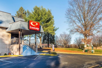 econo lodge milldale southington