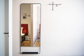 by the lakes apartments into this place