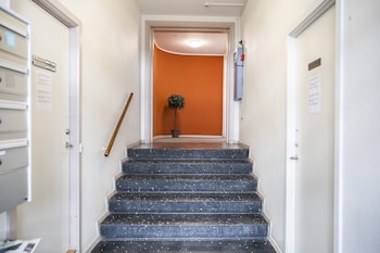 by the lakes apartments into this place