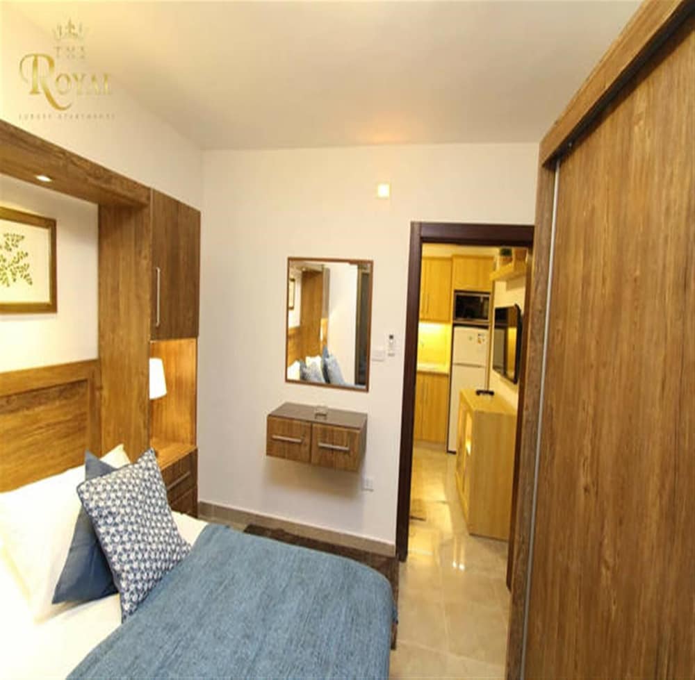 the royal luxury city budget visit