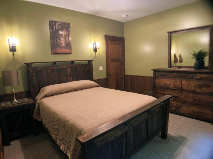 sojourners lodge and log cabin suites