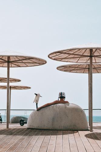 monochrome an autonomous hotel by loginn