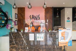 sans hotel kupang indah surabaya