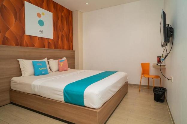 sans hotel kupang indah surabaya