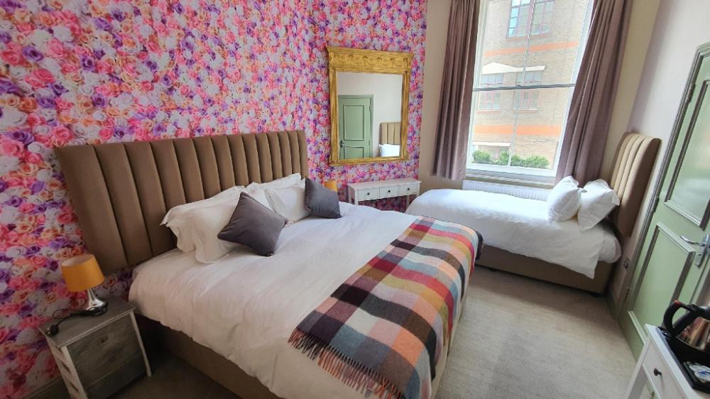 the griffin belle hotel vauxhall