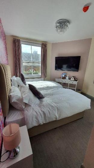 the griffin belle hotel vauxhall