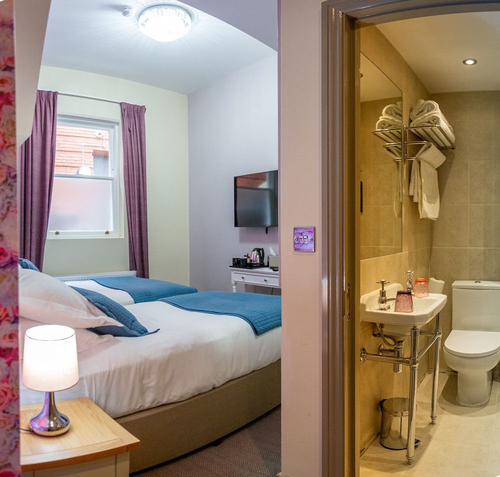 the griffin belle hotel vauxhall