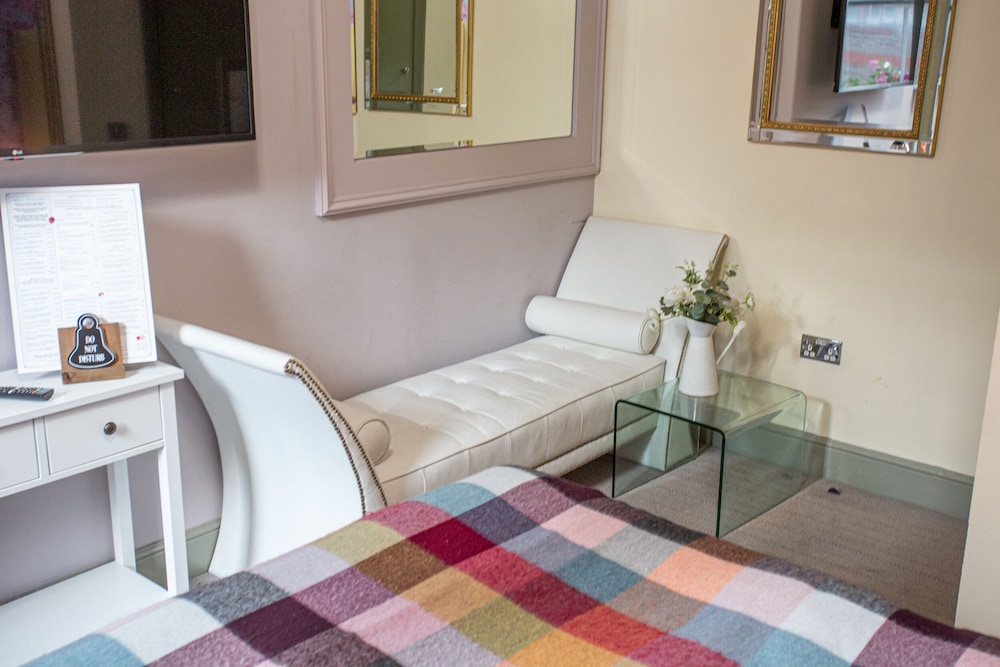 the griffin belle hotel vauxhall