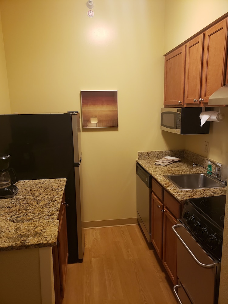 hawthorn extended stay by wyndham cincinnati ne mason