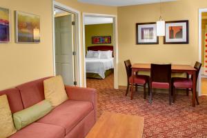 hawthorn extended stay by wyndham cincinnati ne mason