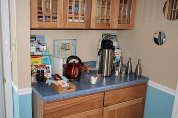 at the waters edge bed and breakfast