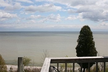at the waters edge bed and breakfast