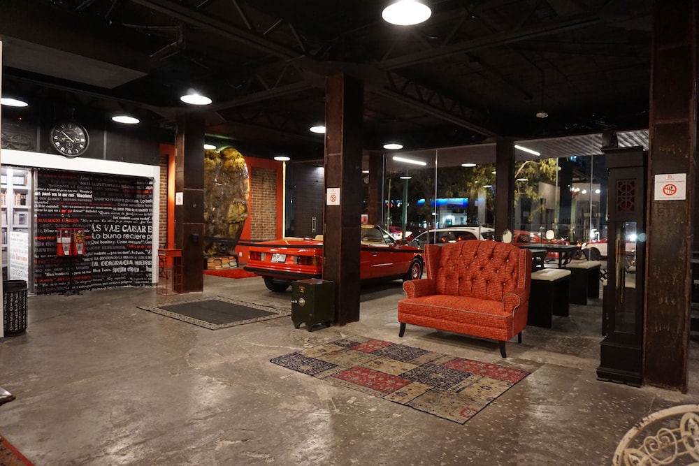 hotel black