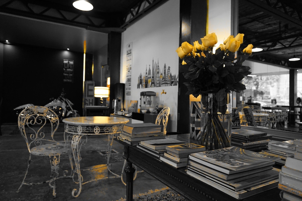 hotel black