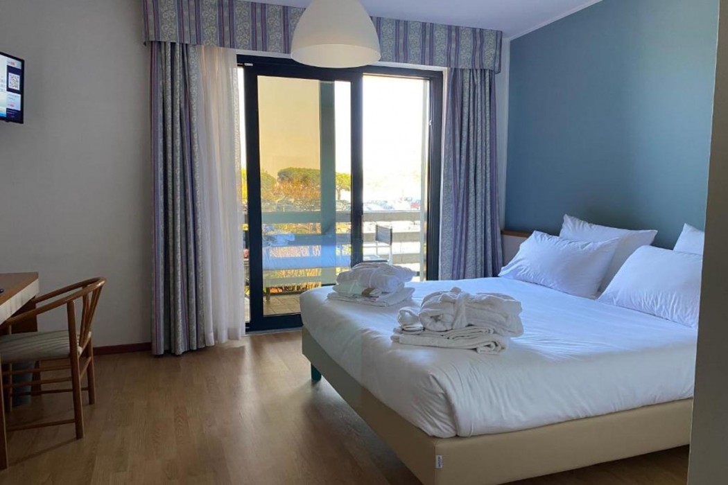 Alevic Hotel Sirmione,,4 star
