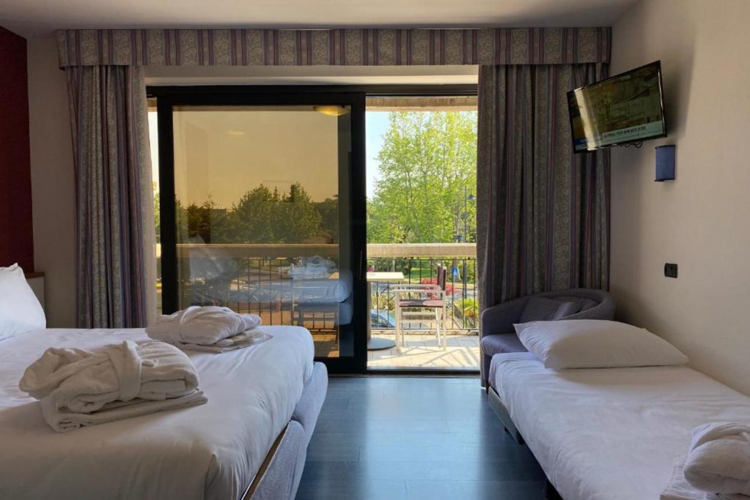 Alevic Hotel Sirmione,,4 star