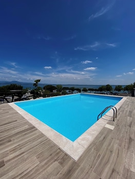 alevic hotel sirmione