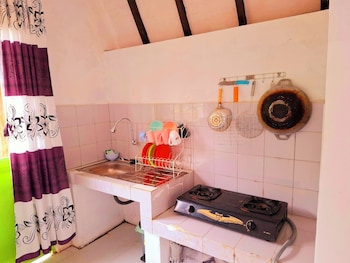 aubrey villa ciwidey