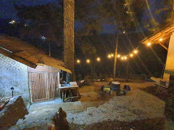 aubrey villa ciwidey