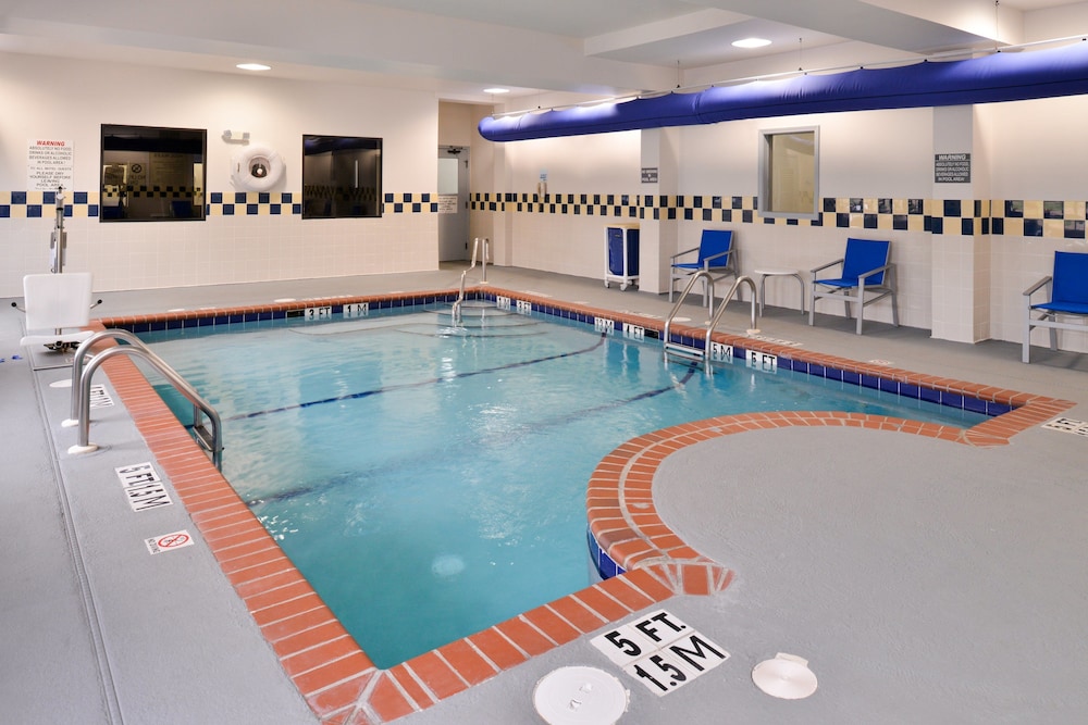 holiday inn express clanton by ihg