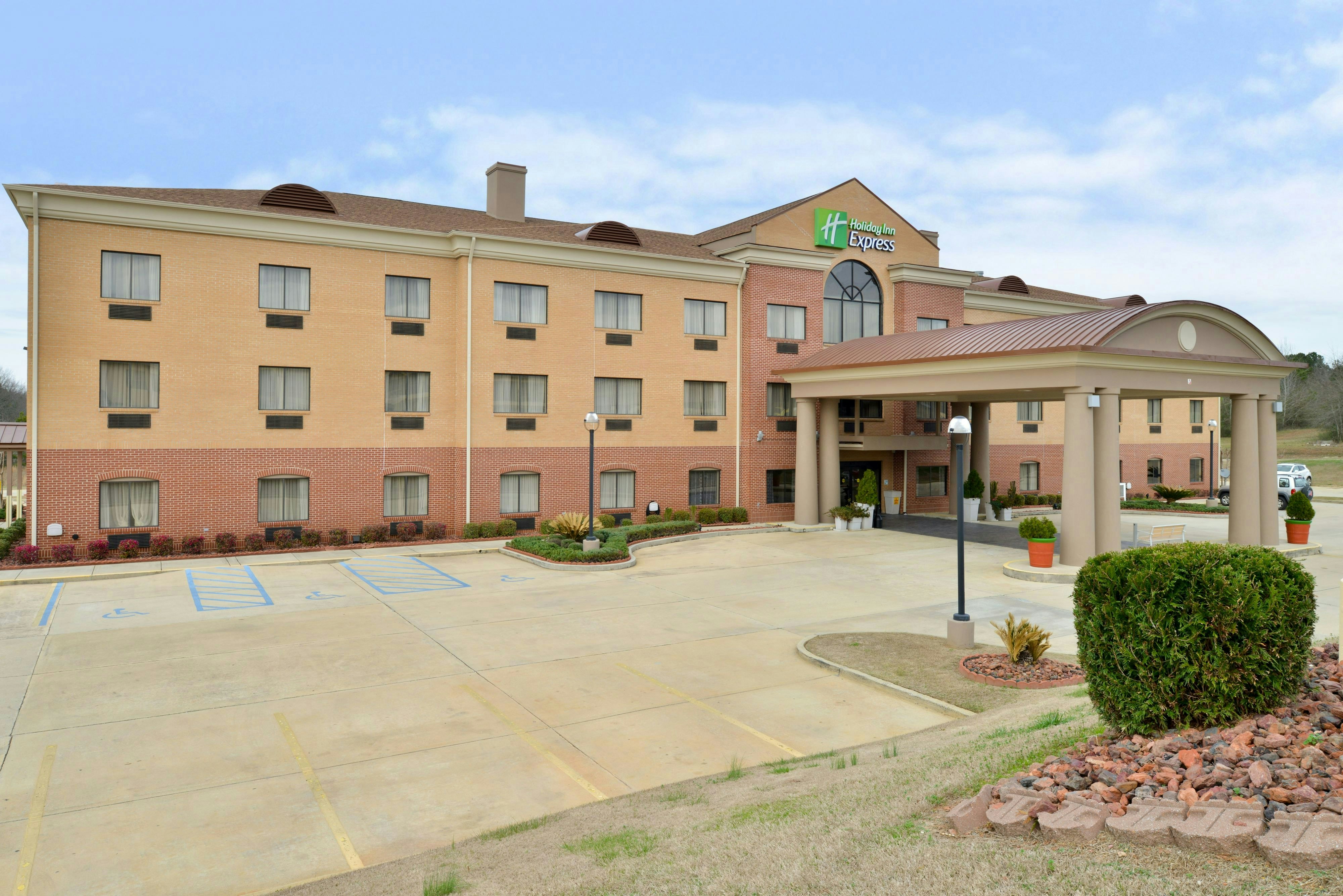 holiday inn express clanton by ihg
