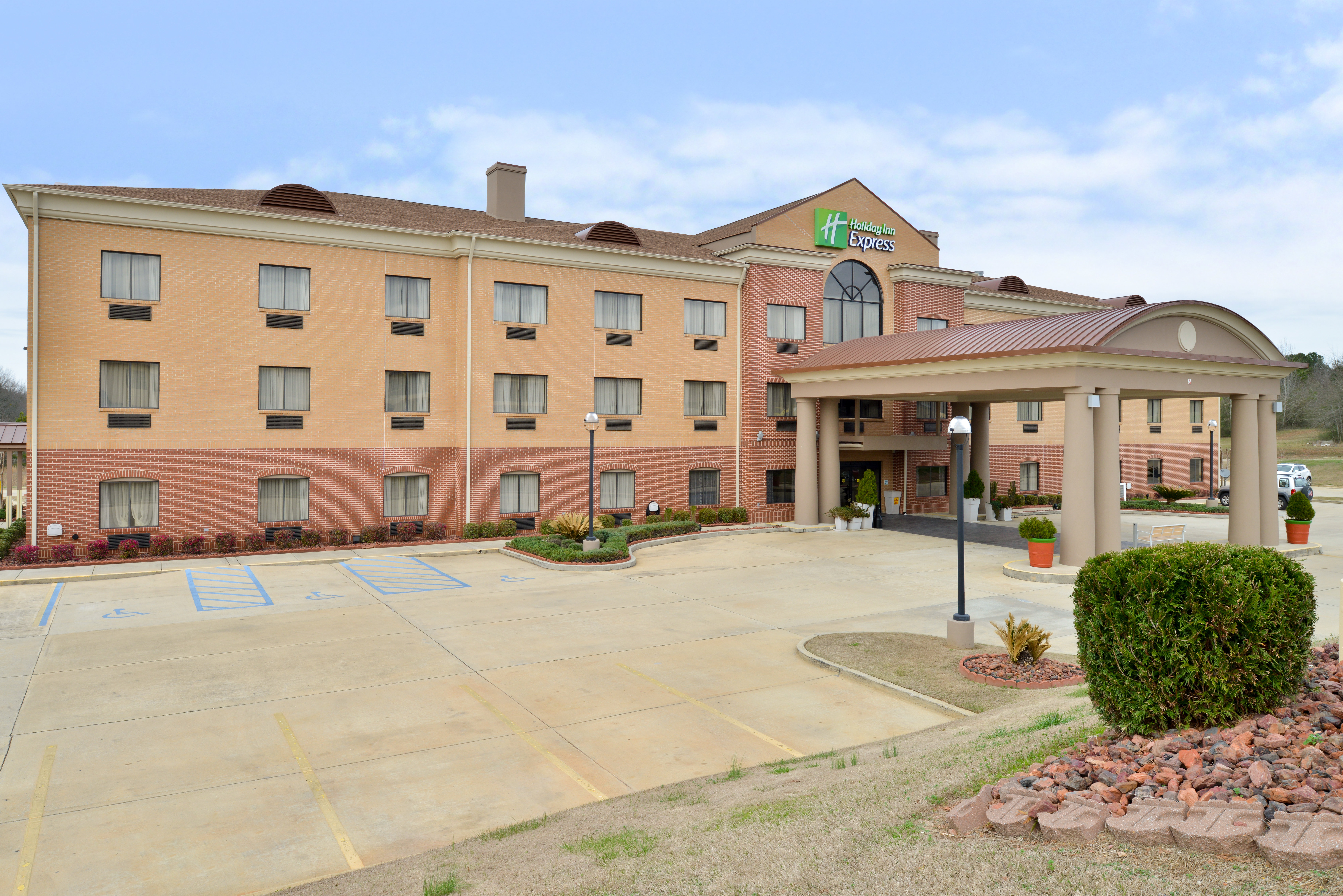 holiday inn express clanton by ihg