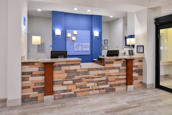 holiday inn express clanton by ihg