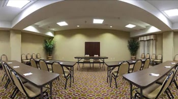 holiday inn express clanton by ihg