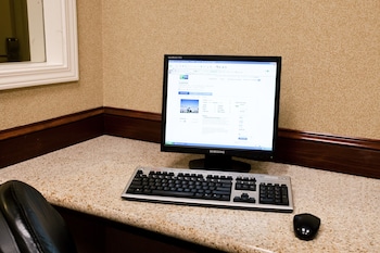holiday inn express clanton by ihg