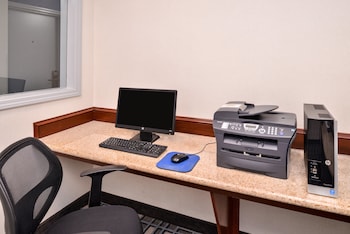 holiday inn express clanton by ihg