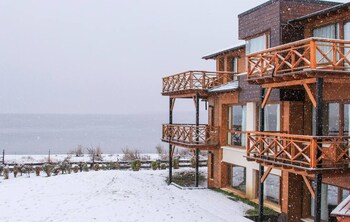 dina huapi