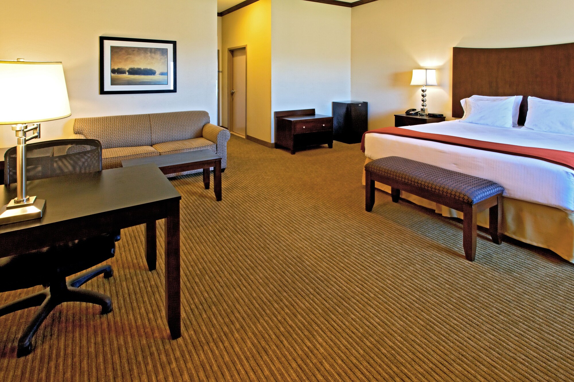 holiday inn express hotel and suites cleburne by ihg