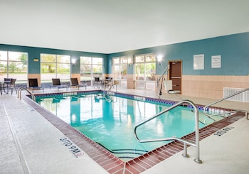Holiday Inn Express Hotel & Suites Cleburne By Ihg,Cleburne>>Burleson,3 star