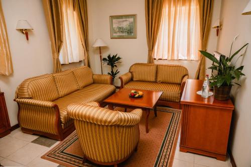 Kastel Ecka,Zrenjanin>>Ecka,3 star