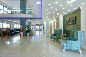 pollis hotel