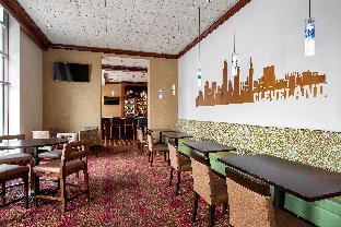 hilton garden inn cleveland downtown