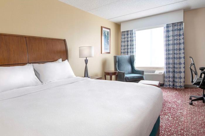 hilton garden inn cleveland downtown