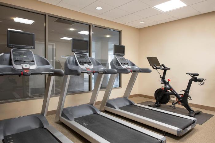 hilton garden inn cleveland downtown