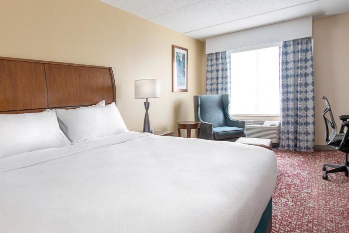 hilton garden inn cleveland downtown