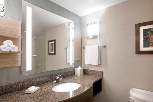 hilton garden inn cleveland downtown